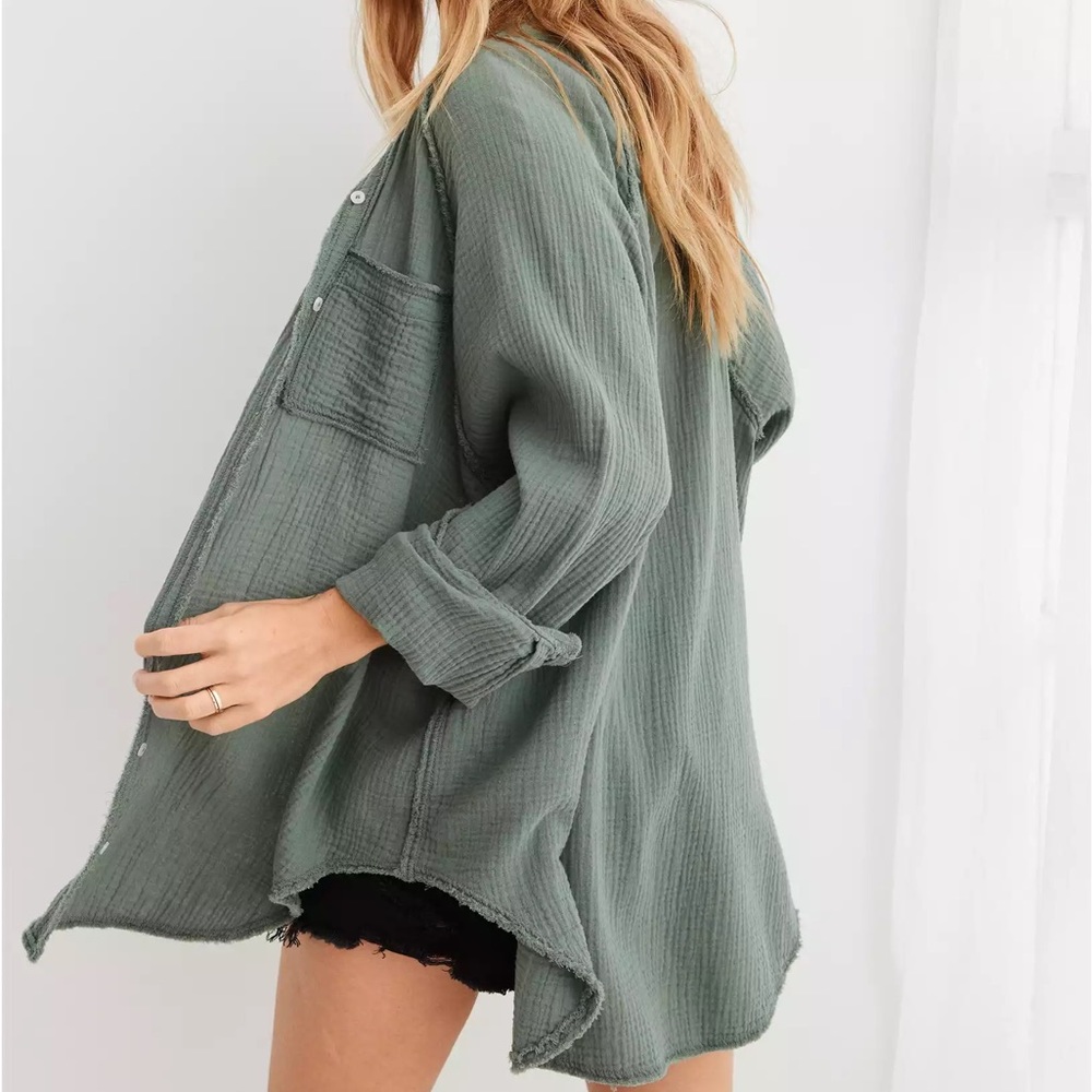 LOOKING FOR: Aerie pool to party cover up in green, white, or cream!